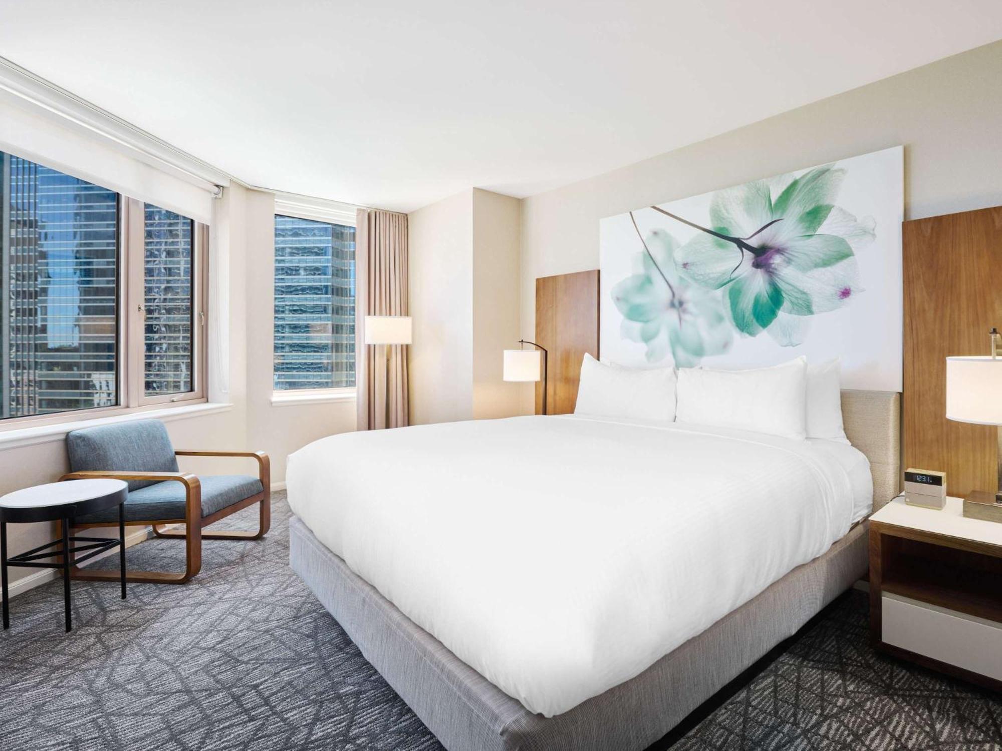 Fairmont Chicago Millennium Park Hotel Exterior photo